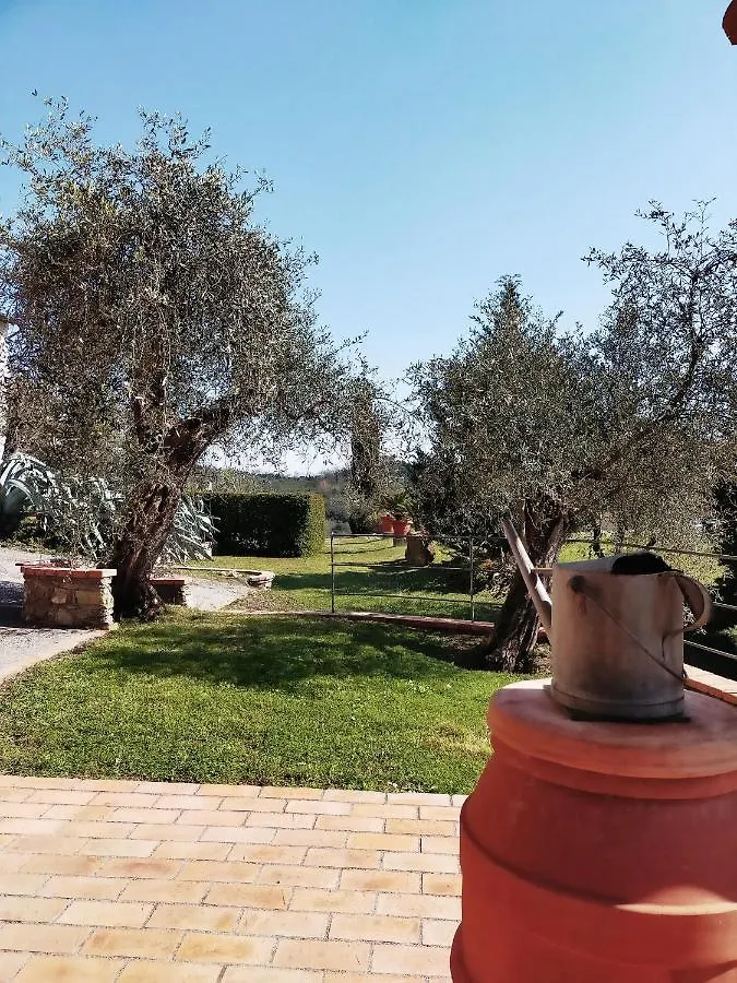 Alloggio per agriturismo Agriturismo Il Monticello Sarzana